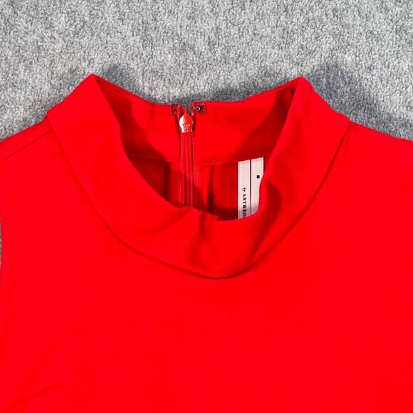 Anthropologie Mock Neck Ruffle Hem Top Women's Medium Red Sleeveless Knit Peplum - Picture 3 of 12